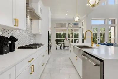 Image de Luxury Oak Lawn Oasis, Game Room, Parking, Balcony. The Best Area of Dallas