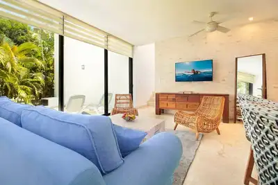 Image de Townvilla | 2br + Lock-Off, Private Plunge Pool