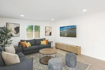 Image de Spacious 5-bedroom house near Disneyland and Knott's Berry Farm