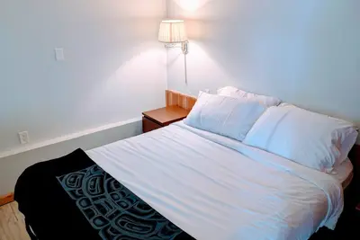 Image de The Sitka Suite | Central, Waterfront, 2 Beds