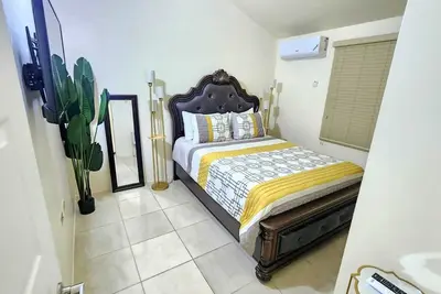 Image de Remarkable Stay Yes. - in a gated community-safety, comfortability, accessibility