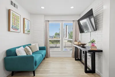 Image de Central Dallas Stay- Med District Gem minutes from Oak Lawn & D-Town Dallas