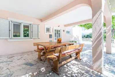 Image de Appartement de deux chambres prés de la plage Supetarska Draga - Gonar, Rab (A-24851-a)