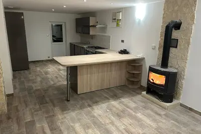 Image de Maison de vacances 'Gîte Les Garnes 4 Personnes' avec terrasse privée, jardin privé et Wi-Fi