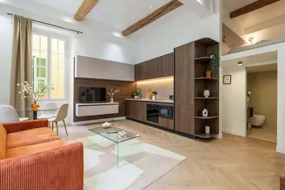 Image de Charme et modernité au coeur du Vieux Nice