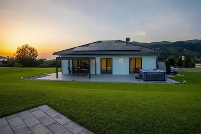 Image de Appartement 'Ferienhaus Lautenbach' avec vue sur la montagne, terrasse privée et Wi-Fi