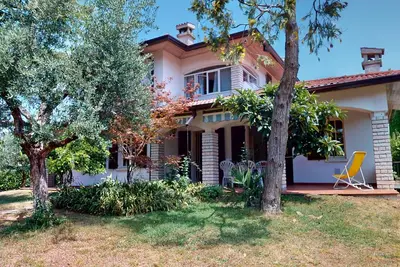 Image de Valentine's Lakeside Villa by Bookinggardalake