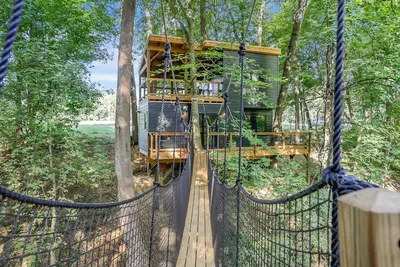 Image de The Country Club Treehouse