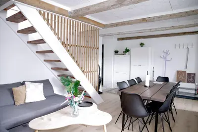 Image de The Wild Swan: Modern 4br Home in Odense – Sleeps 10 w/ Parking