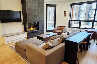 Image de New! Five Needles 215 Condo - Village & Mountain View