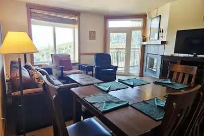 Image de New! Lake View 2br - White Pine 208 Ski-In/Out Condo