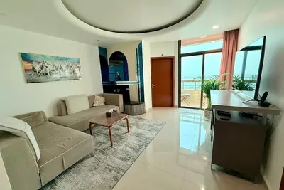 Image de Luxury apartment with Full sea view in Abu Dhabi