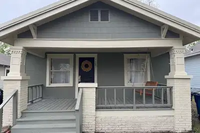 Image de Route 66 Retreat - Charming 2 bedroom/1 bath bungalow