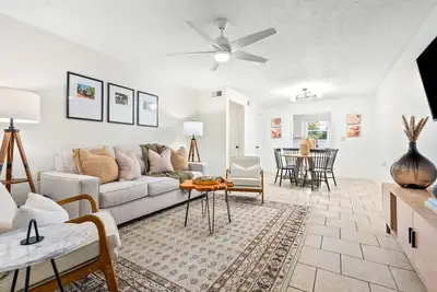 Image de N Donahue Nest - Walk to Jordan-Hare & Downtown