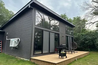Image de 3-bedroom Villa in Lakefield #11
