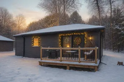 Image de 3-bedroom Villa in Lakefield #12