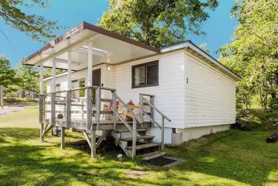Image de Georgian Bay Rockwood 3-bdrm Waterfront Cottage #2