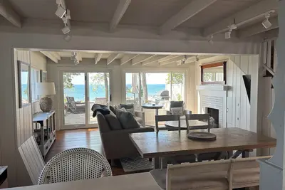 Image de Lake Michigan Views • Steps to Beach, Lighthouse & Grand Haven Downtown