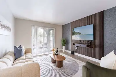 Image de Contemporary 2br Stay | Pool, Gym & Grill Area
