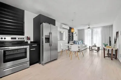 Image de Cozy Beach Getaway | Free Parking + Smart Tv