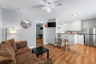 Image de Marvelous apartment with Ac in vibrant Killeen