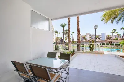 Image de Appartement de vacances 'Beautiful 1115 Central' avec vue sur la mer, Wi-Fi et climatisation