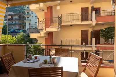 Image de Appartement 'Vacanza Gliaca' avec vue sur la mer, balcon et climatisation