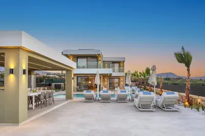 Image de Divel Luxury Villas - Villa Inder, by Estia