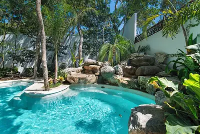 Image de Villa with Lagoon Pool & Jacuzzi 400m from Xcaret