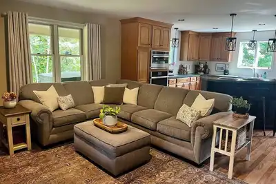 Image de Private Farmhouse Retreat near camps, wedding venues, ski areas