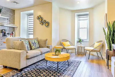 Image de 5 Star Art District Haven–Walk to Top Attractions!