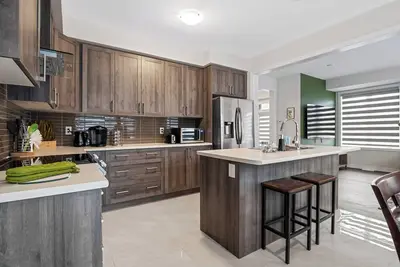 Image de Niagara Getaway: 4 Bdr• Mins from Falls & Wineries