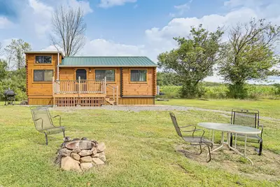 Image de 5 Mi to Susquehanna Boating! Secluded Log Cabin