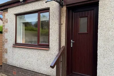 Image de Cosy Village Apartment. Pet-Friendly! 30 Mins from Glasgow & Edinburgh!