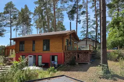 Image de Spacious vacation home directly on the lake. Family and pet friendly!