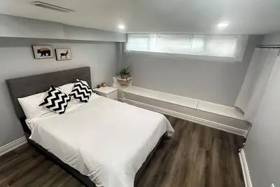 Image de 🏡 Beautiful Ajax Retreat – Comfort, Space, and a Great Location!