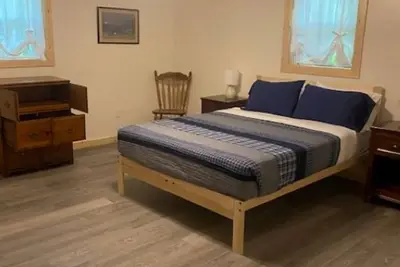 Image de Walk to the Lake Newly Remodeled Cottage