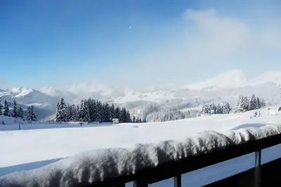 Image de À 20m des pistes de ski, 2ème étage, vue montagne, balcon, télévision, casier à ski, 37m², Avoriaz