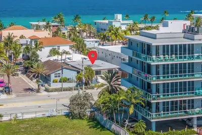 Image de Oia Villa + Beachfront Retreat + minutes from Fll + 2026 Worl Cup