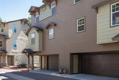 Image de Pikes Peak Retreat - A Cozy 4-bedroom Townhome in Flagstaff