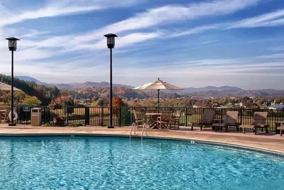 Image de Club Wyndham Smoky Mountains Resort - 2 Bed/2 Bath Condo minutes to Dollywood