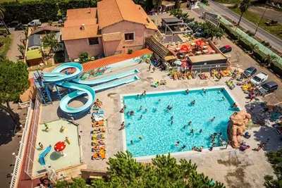 Image de Mobil Home 3 Pièces 4/6 Personnes Climatisé + Tv