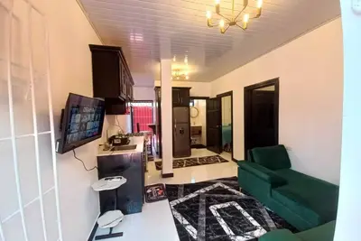 Image de Soothing 2-bedroom apartment with Ac