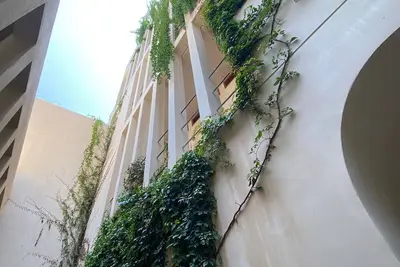 Image de Exclusive Pent Garden with private services