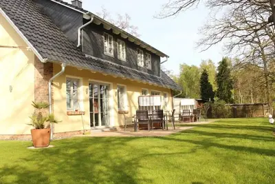 Image de Large Baab vacation home with sauna and fireplace (R) - large Baab vacation home with sauna and fireplace (R)