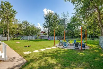 Image de Howdy House · Huge Yard · Gameroom · Near Tsu