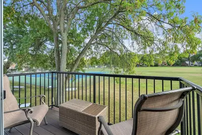 Image de Opulent Birmingham Retreat