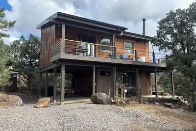 Image de Juniper House: Your Serene Boulder, Utah Mountain Retreat