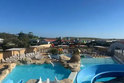 Image de Mobil home confortable et récent sur camping 4****