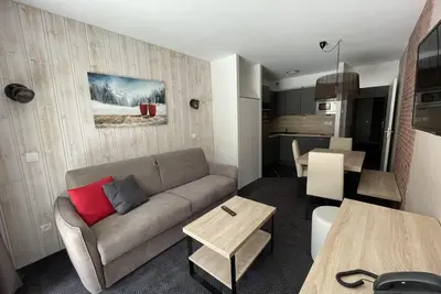 Image de À 150m des pistes de ski, 3ème étage, vue pistes de ski, piscine, terrasse, télévision, casier à ski